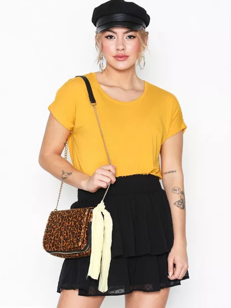 Buy Only onlMOSTER S/S O-NECK TOP NOOS JRS - Yellow