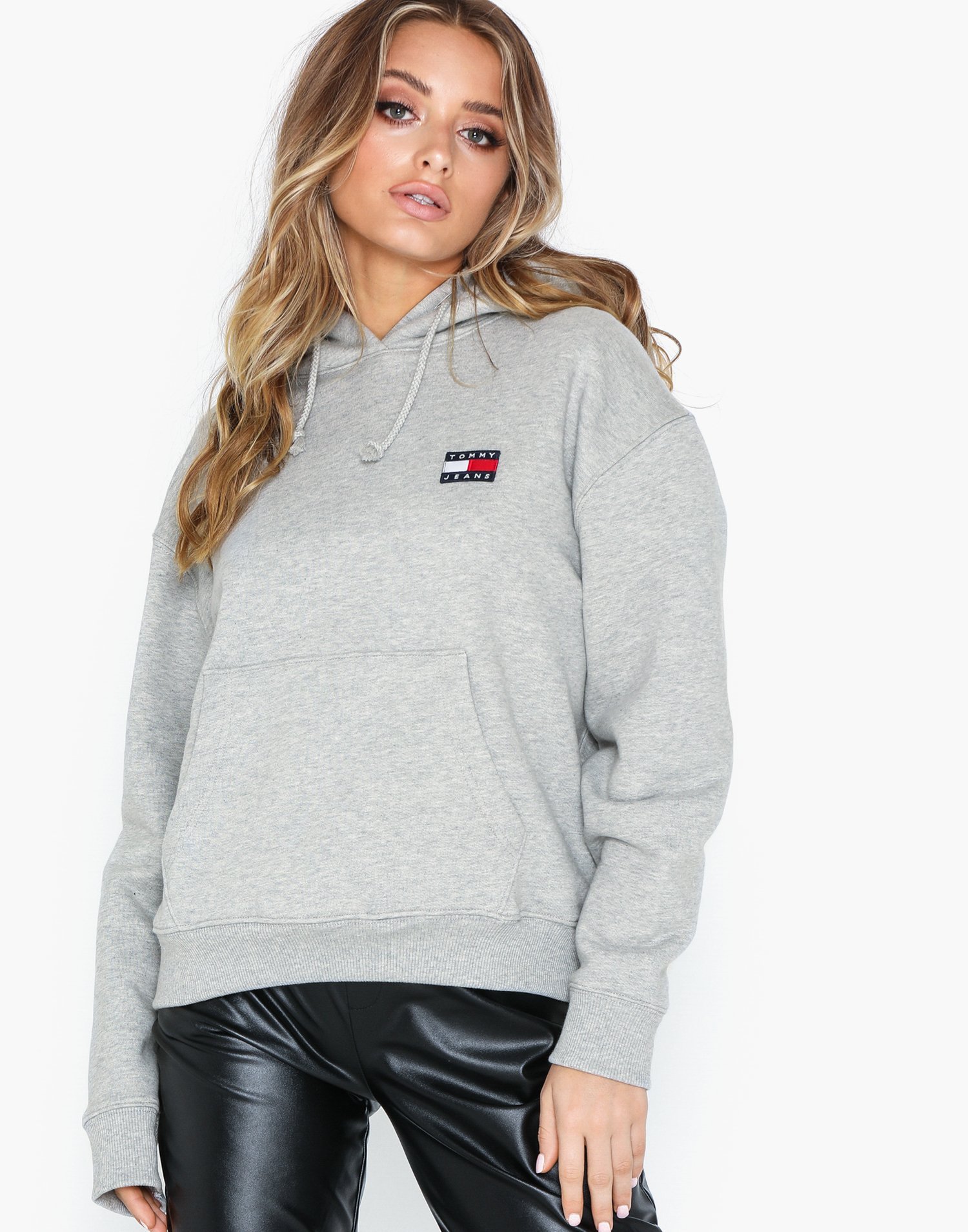 tommy hilfiger essential hoodie