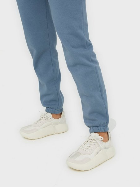 ugg cloud ugg cloud