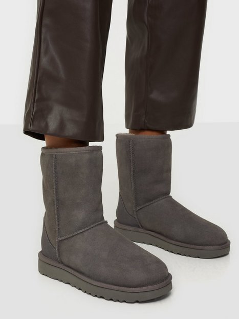 ugg boots Classic short grå ugg boots Classic short grå