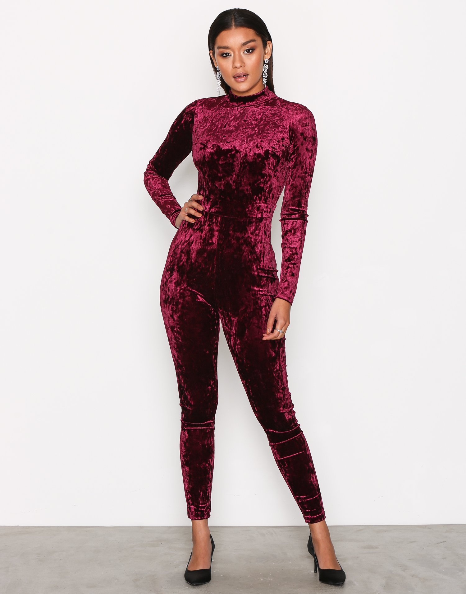 Polo Velvet Jumpsuit - Nly One - Wine Red - Jumpsuits - Clothing ...