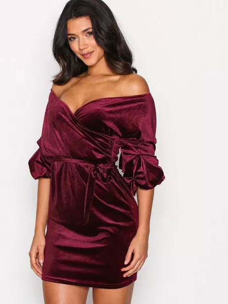 16+ Puff Sleeve Velvet Dress
