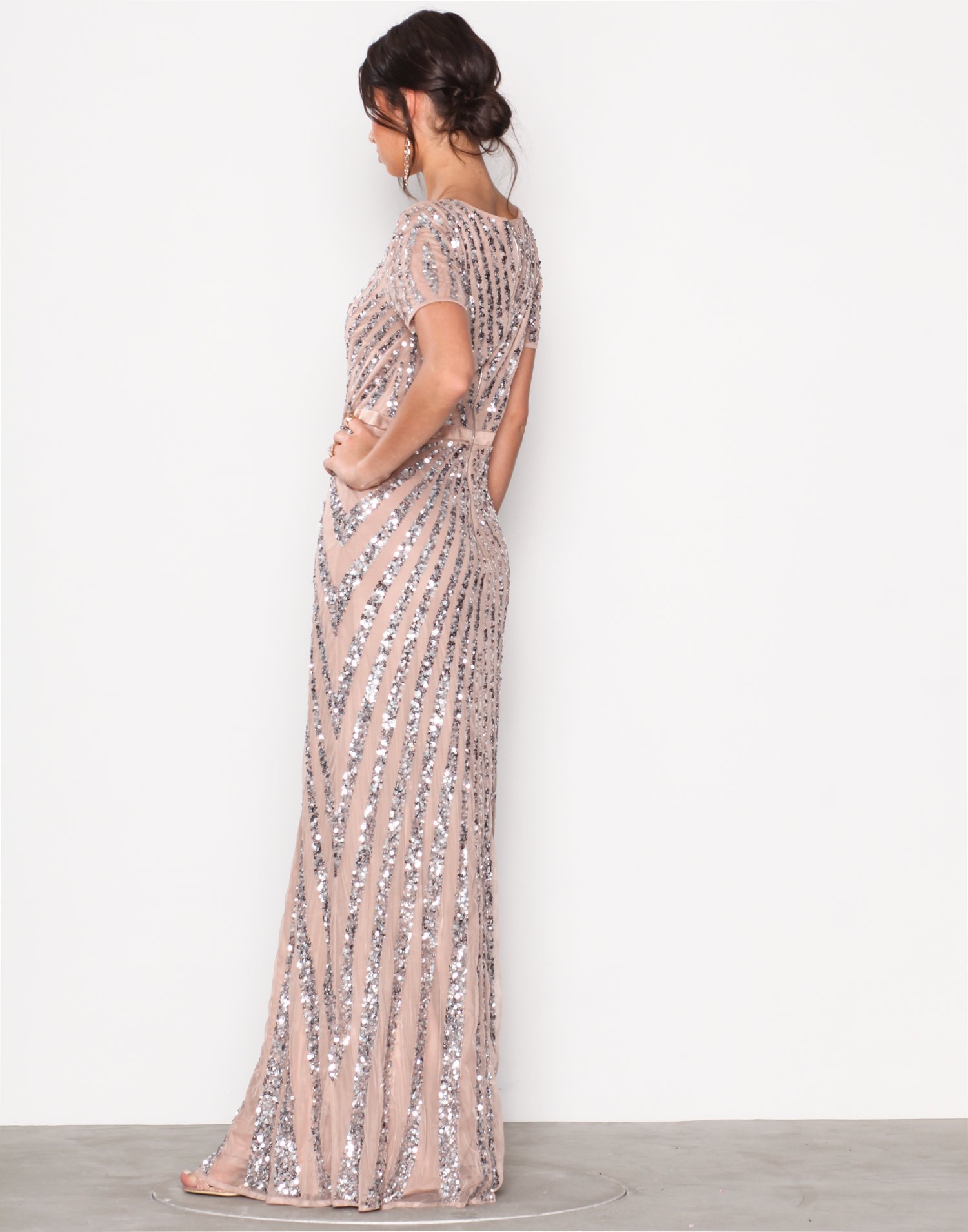 maya embellished short sleeve maxi dress