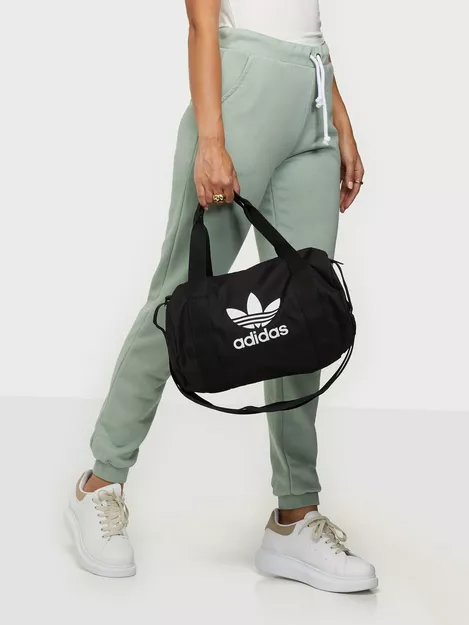 Adidas Originals AC SHOULDER BAG - Black | Nelly.com
