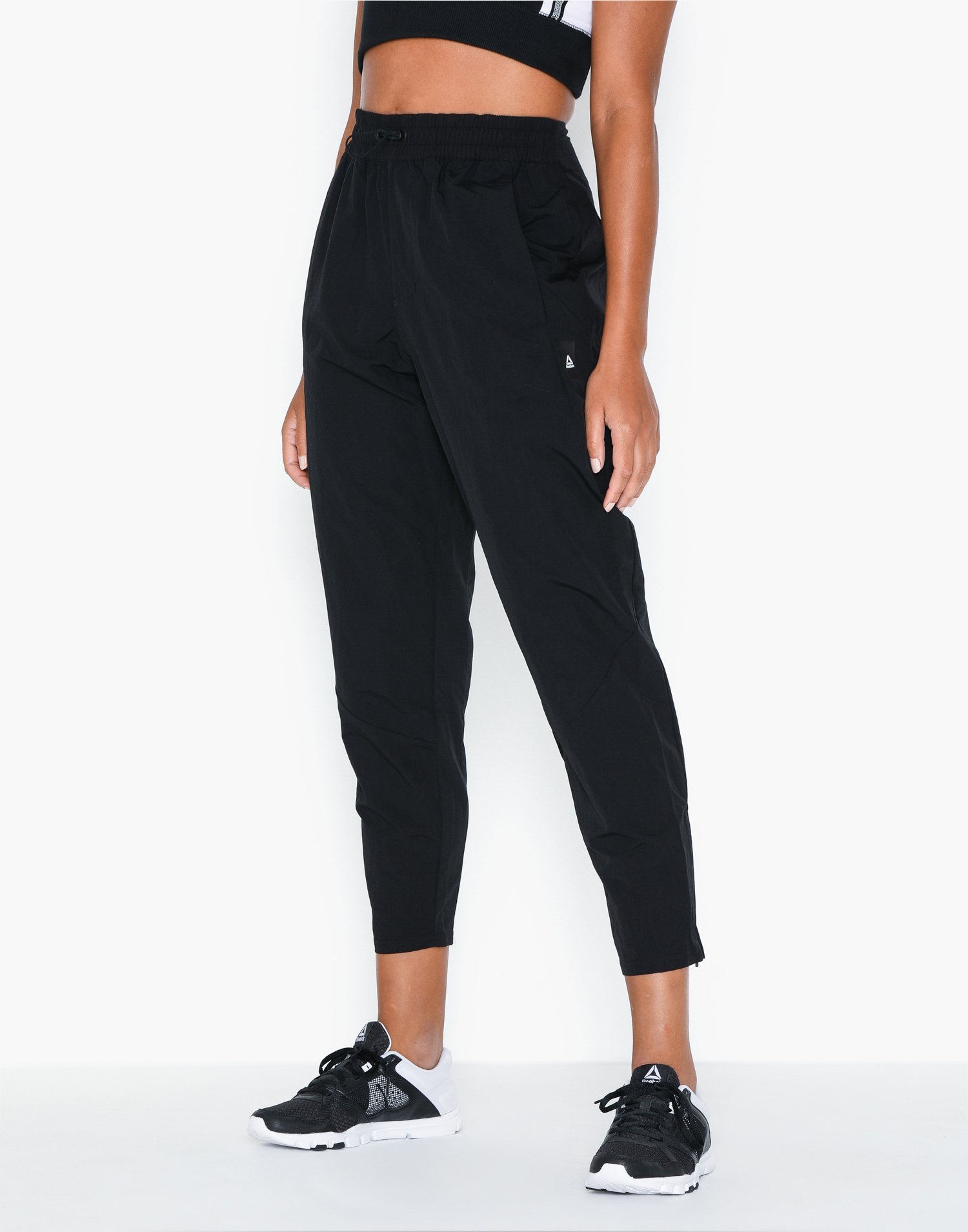 reebok training supply woven pant