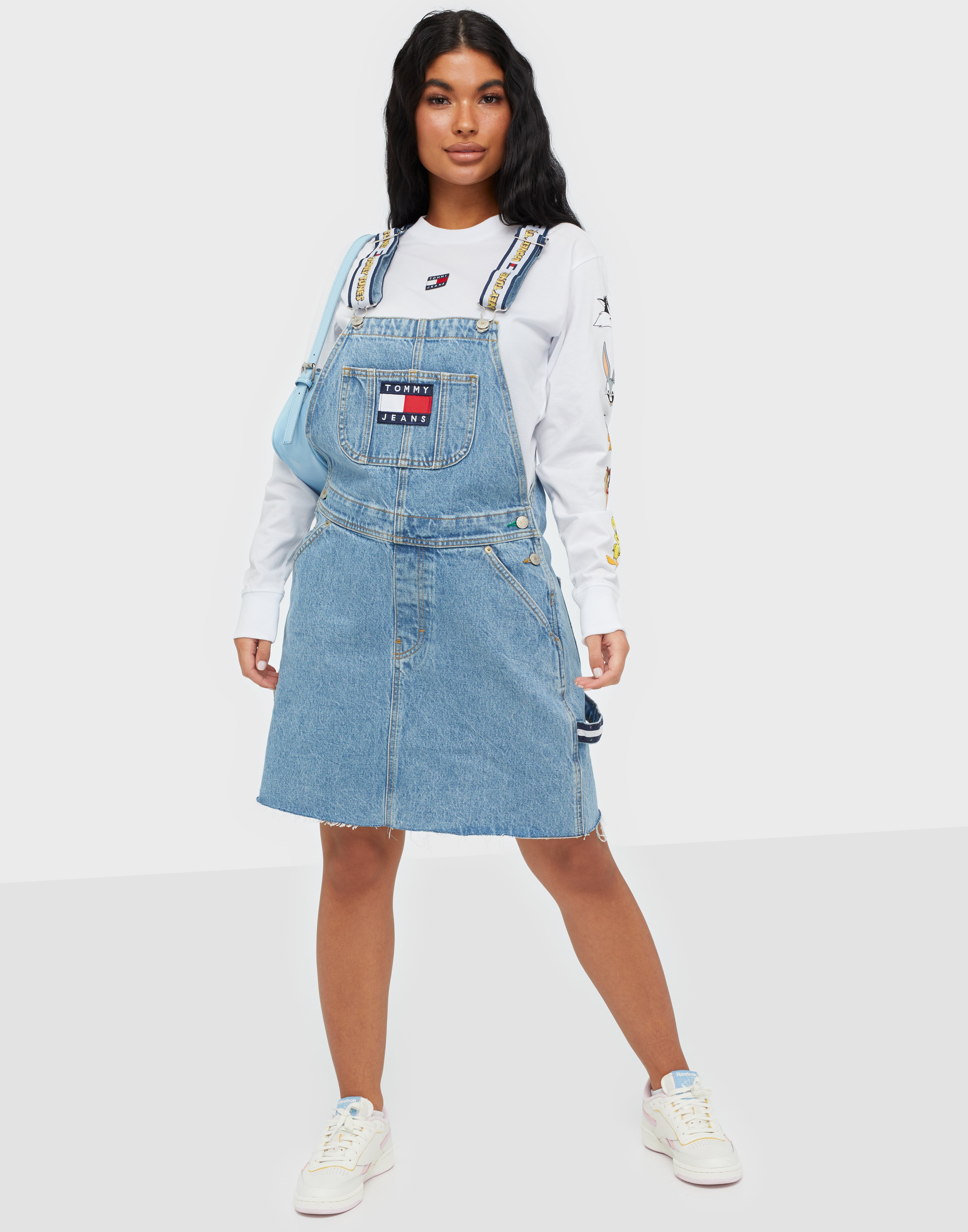 公式】 TOMMY JEANS Looney Tunes Dungaree sleepyhollowevents.com