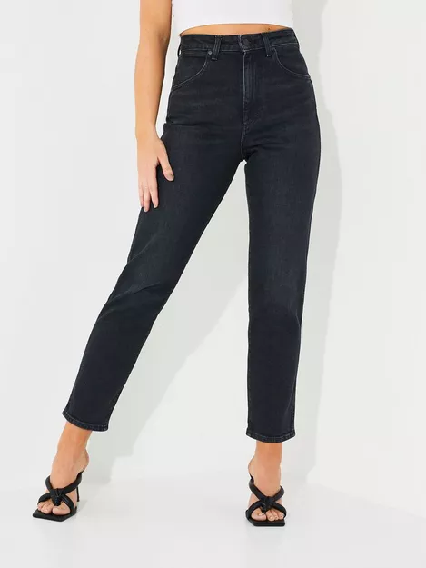 Wrangler Jeans for Women, Online Sale up to 70% off