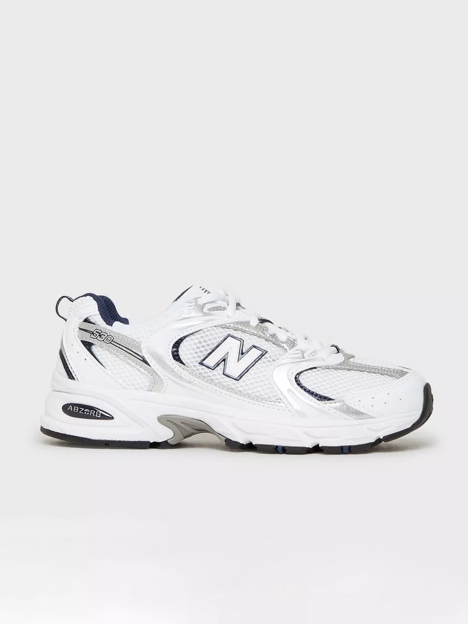 New Balance 530 trainers in white White