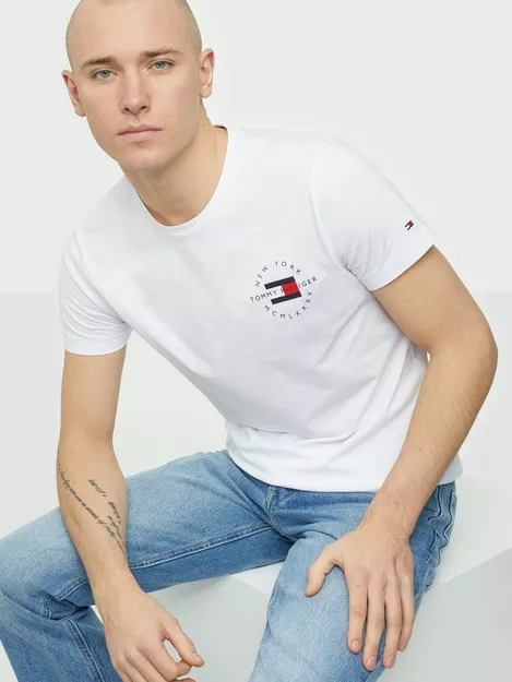 Tommy CIRCLE CHEST CORP TEE - | NLY Man