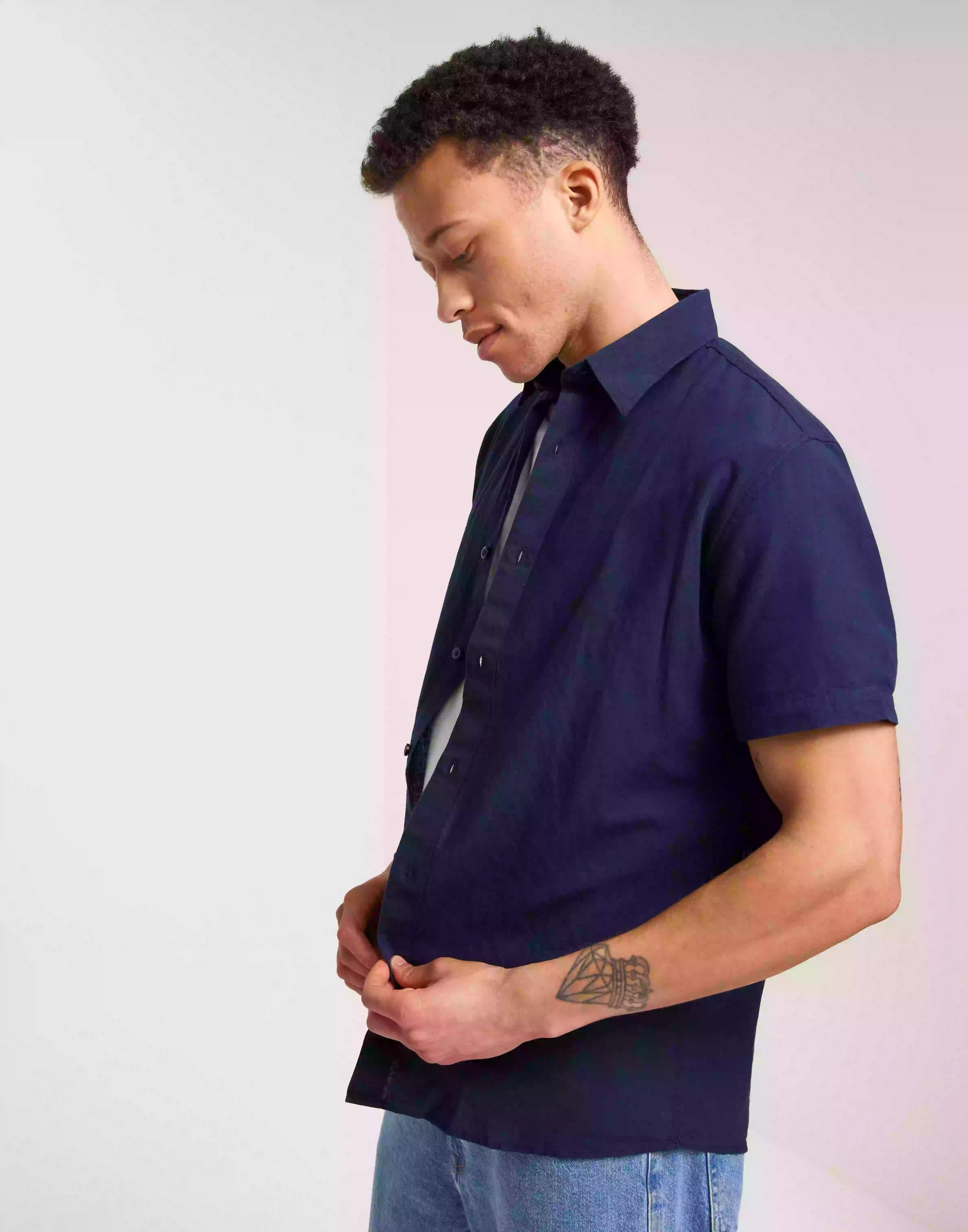 Selected Homme Slhregnew-Linen Shirt Ss Classic Kortärmade skjortor Dark Sapphire