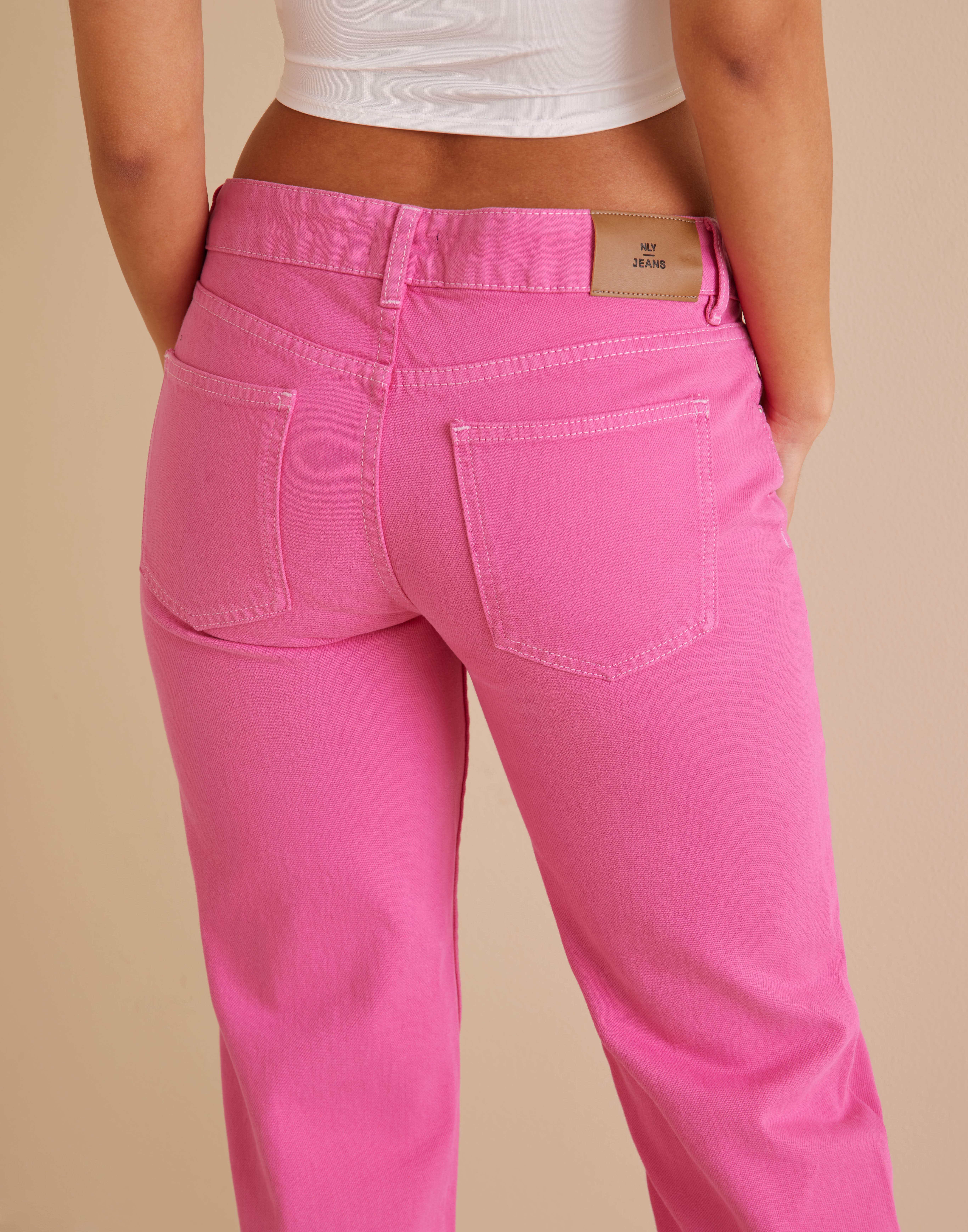 hot pink skinny pants