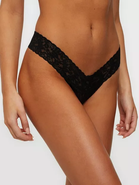 Buy Hanky Panky Signature Lace Low Rise Thong - Black