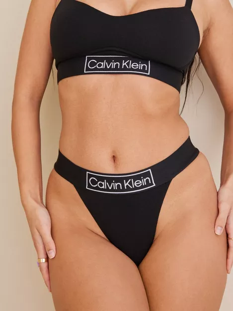 Buy Calvin Klein Underwear STRING THONG - Black 