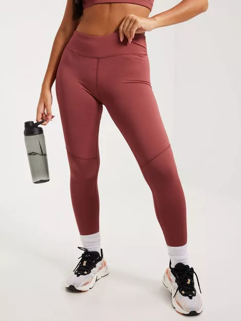 The 30 best  workout clothes under $30