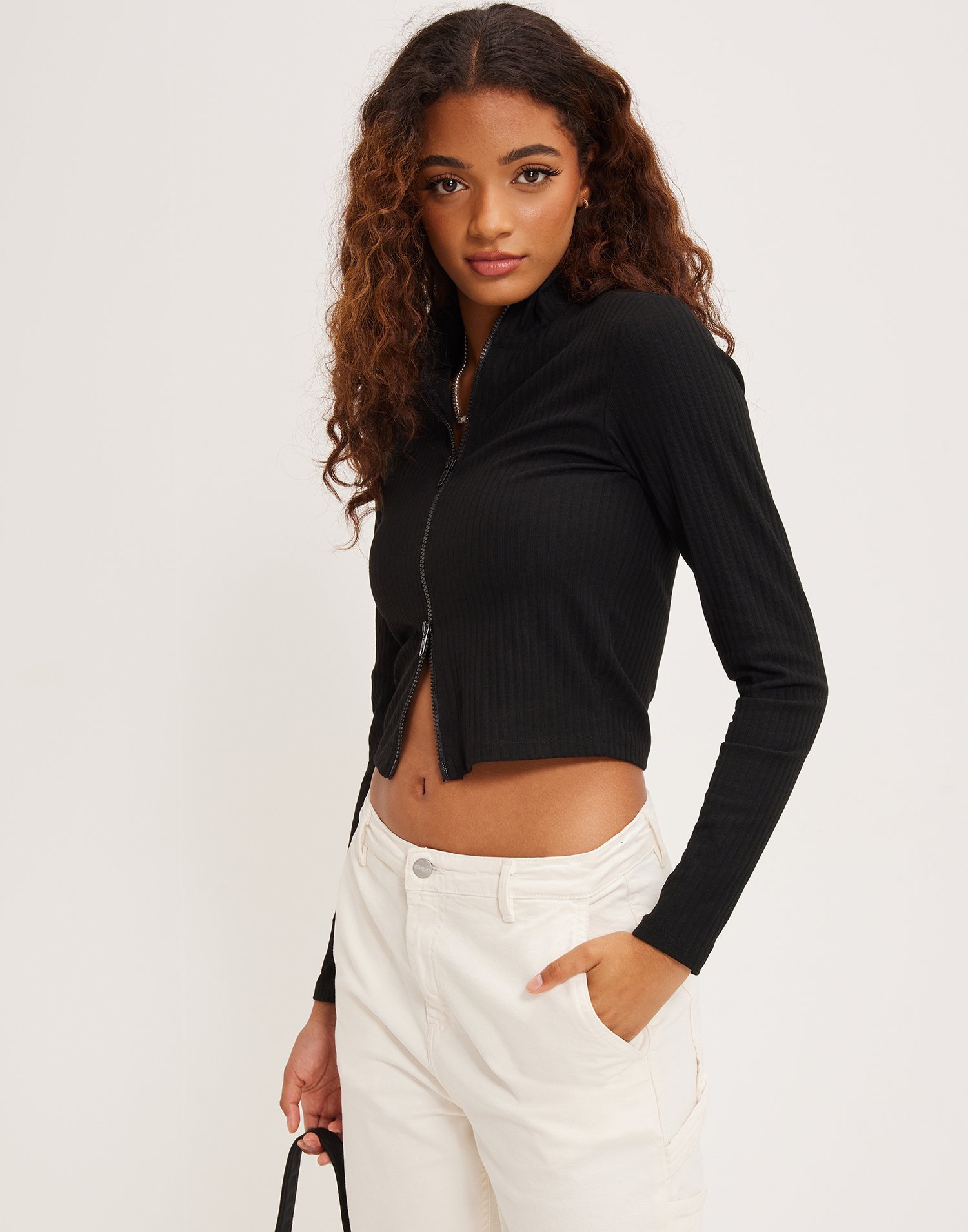 zip up cardigan cropped