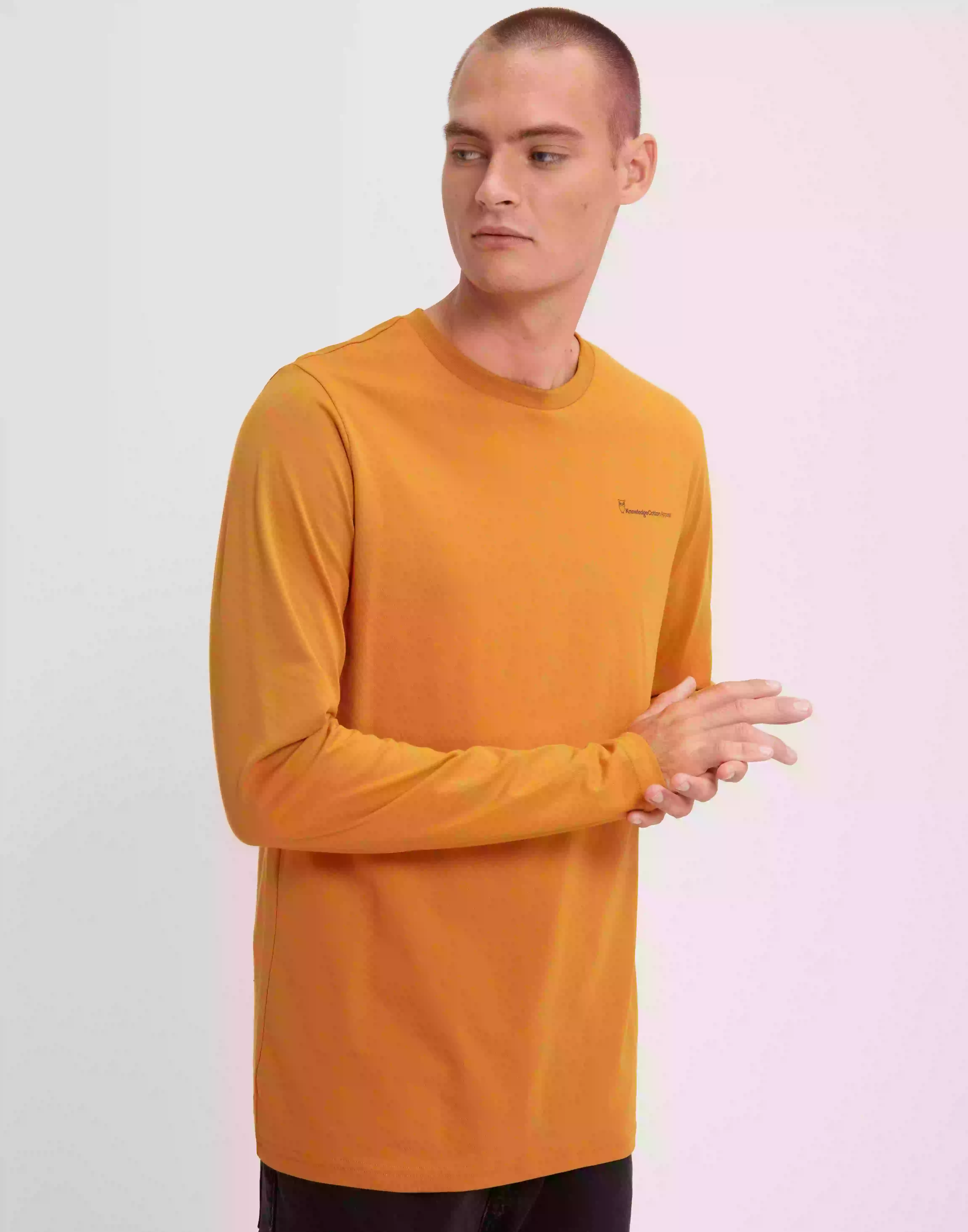 KnowledgeCotton Apparel Knowledge back print long sleeve t-shirt - GOTS/Vegan Långärmade t-shirts Desert Sand