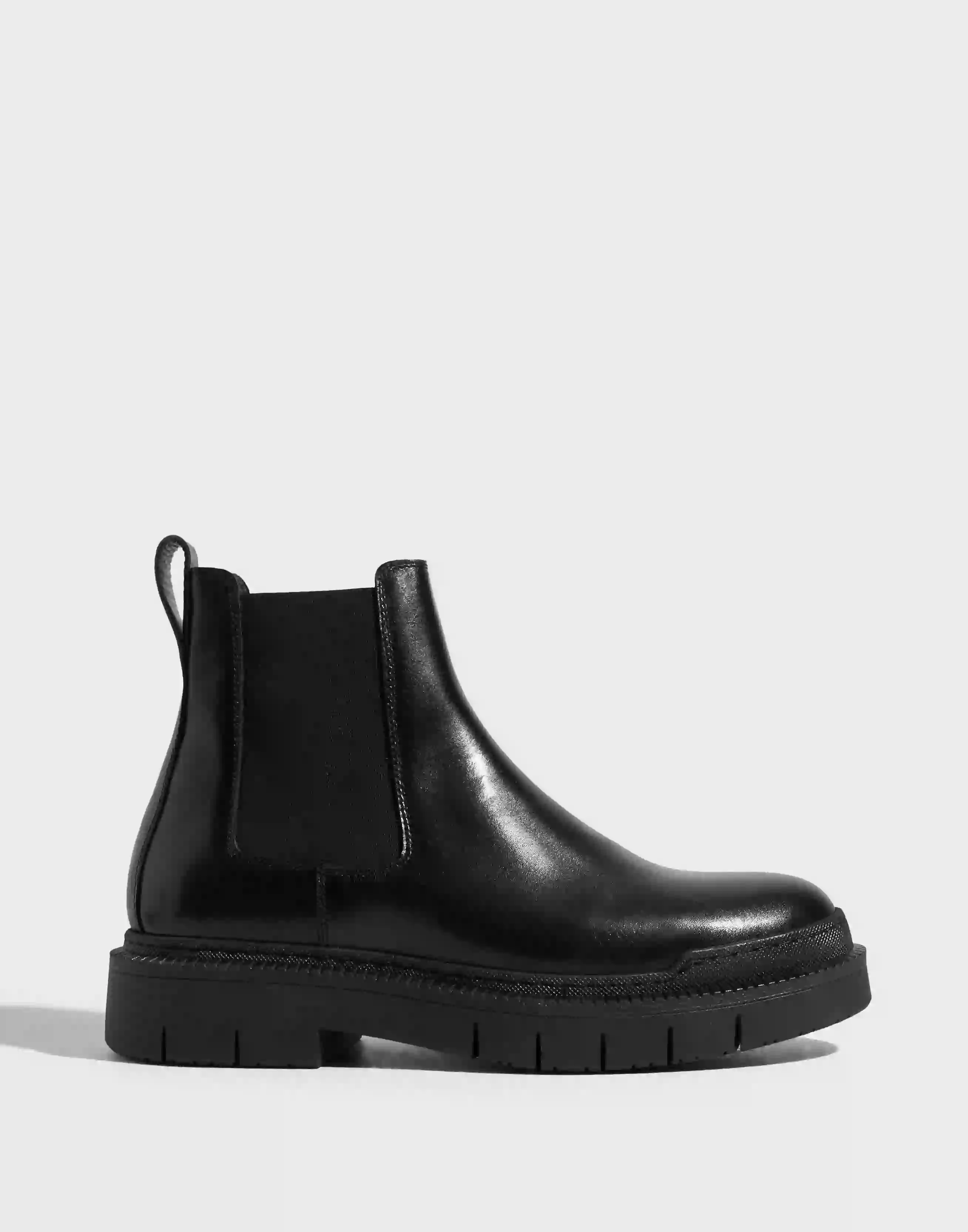 Pavement Christopher Chelsea boots Black