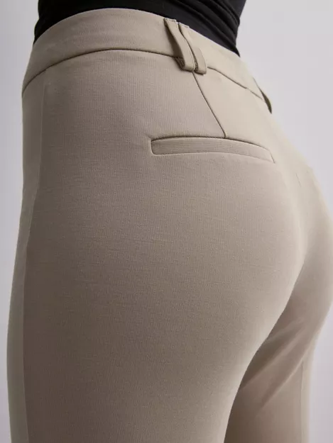 Betabrand Straight-Leg  Classic Dress Pant Yoga Pant Medium Short