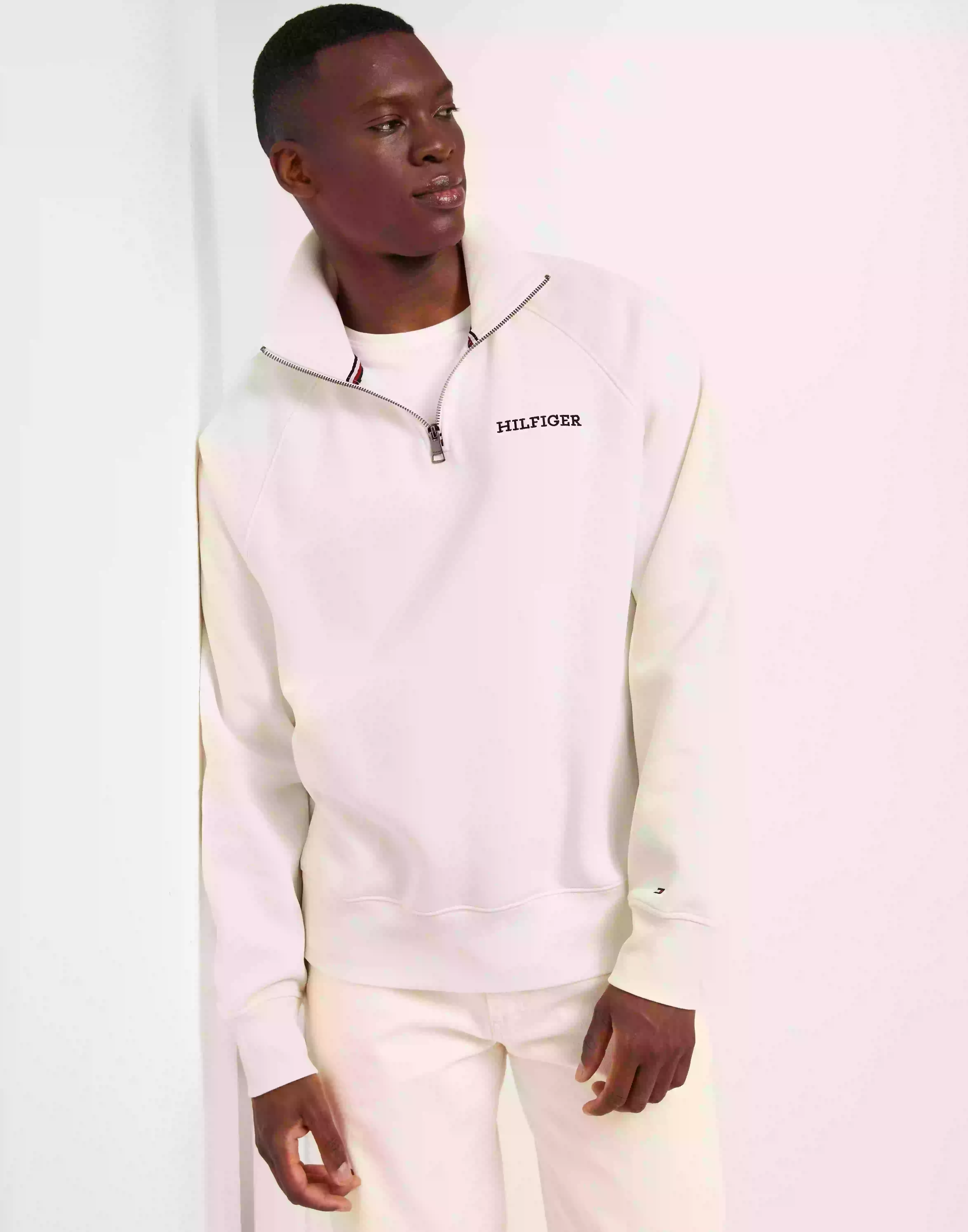 Tommy Hilfiger Monotype Embro Half Zip Sweatshirts Ancient White