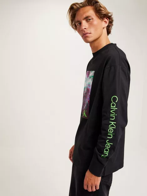 Buy Calvin Klein Jeans HYPER REAL LANDSCAPE LS TEE - Ck Black | NLYMAN | Basic-Shirts