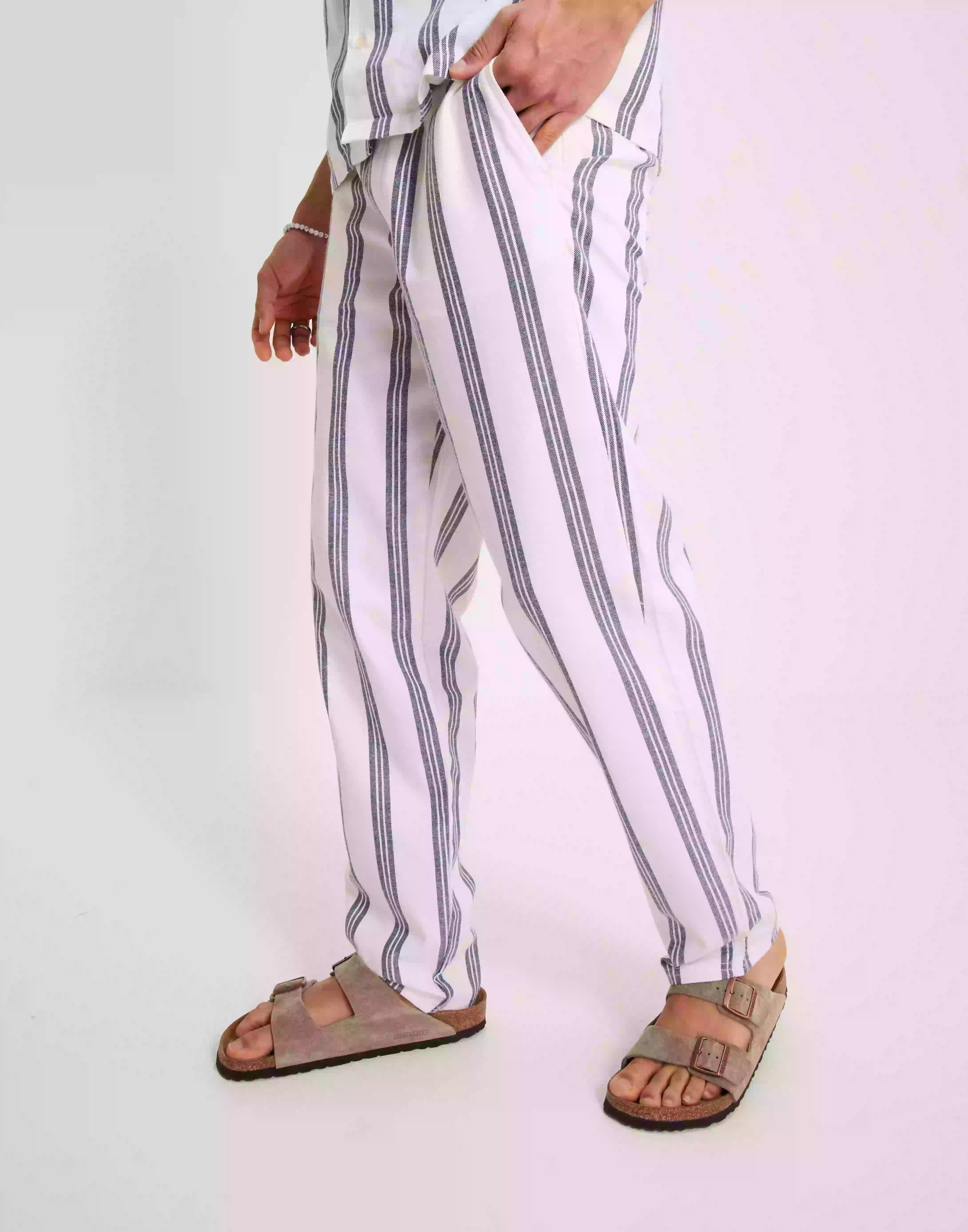 Les Deux Porter Stripe Pants Byxor Blue Stripe