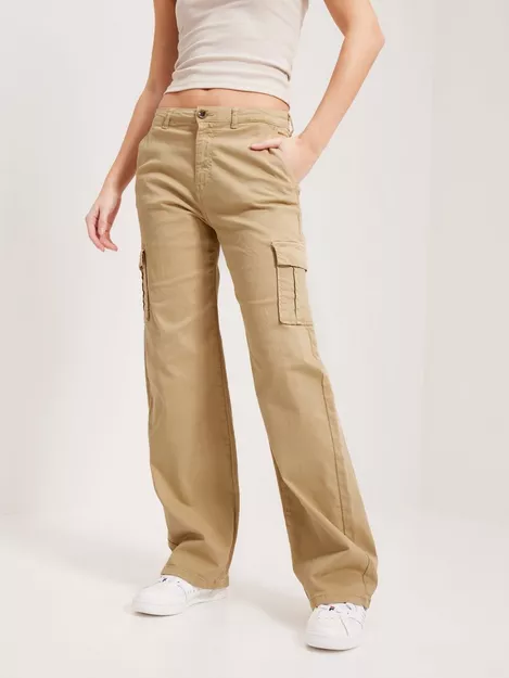 Prioritize your purchases: start with the perfect pant!