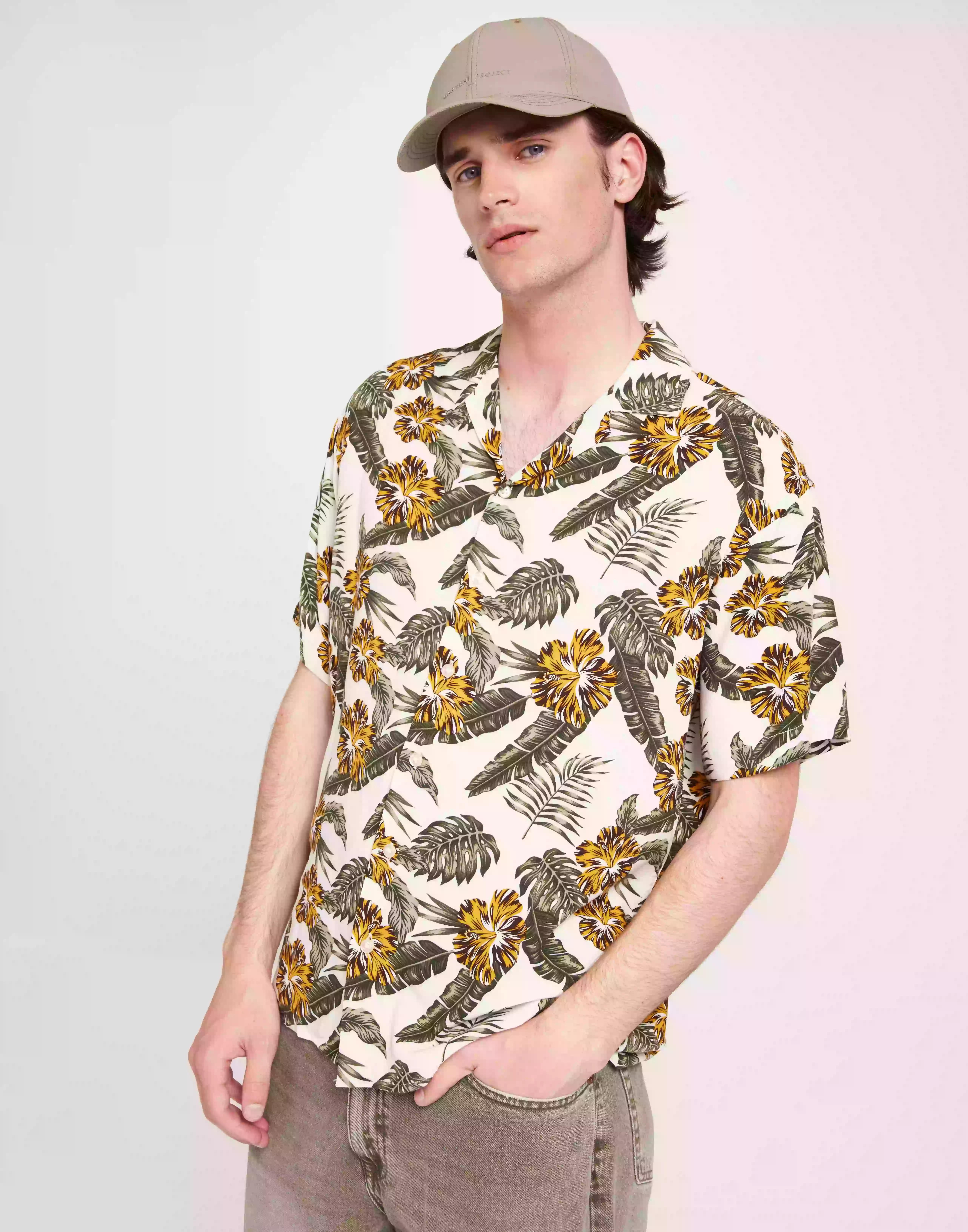 Jack & Jones Jjejeff Resort Floral Shirt Ss Sn Kortärmade skjortor Cloud Dancer