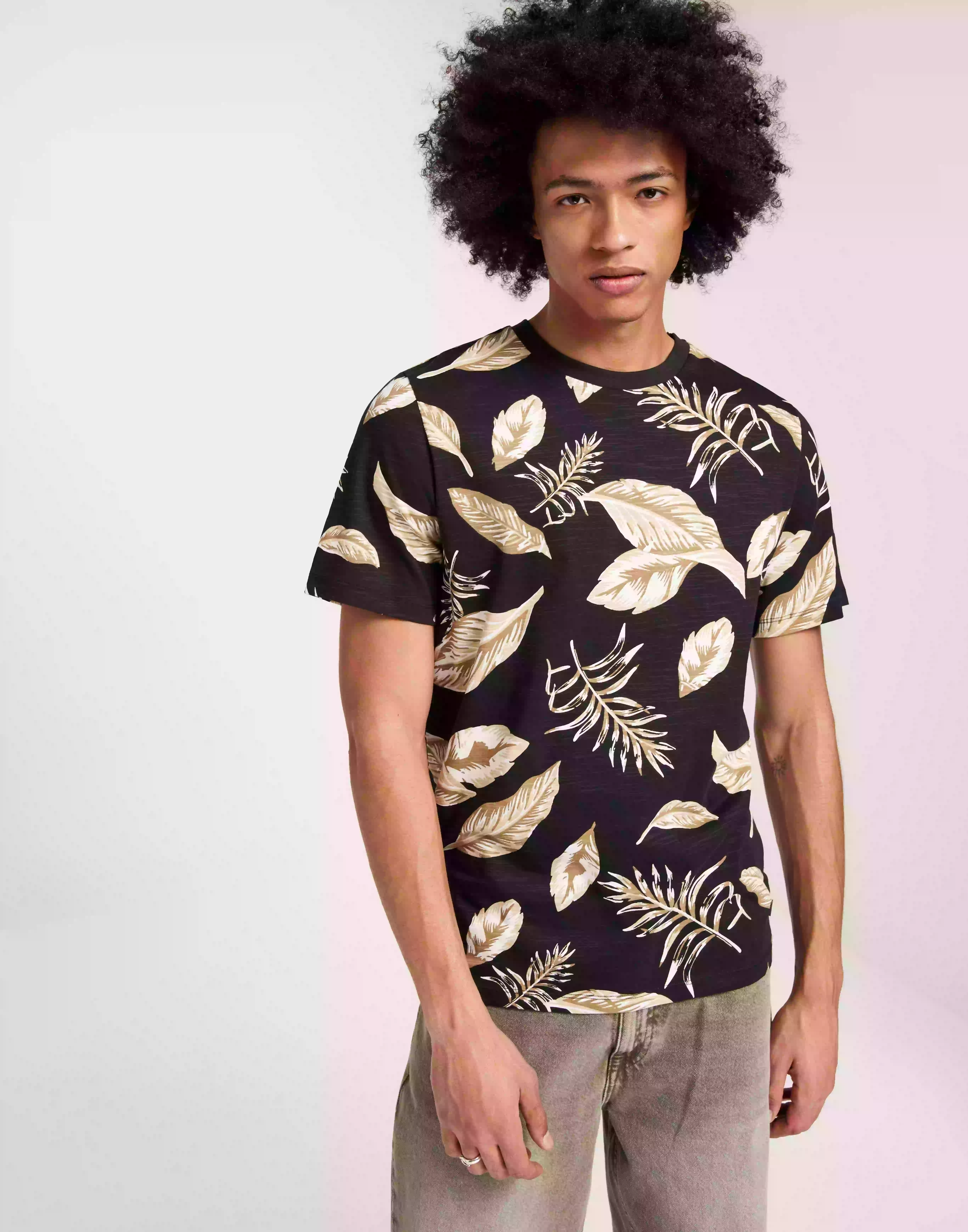 Jack & Jones Jprblatropic Aop Ss Tee Crew Neck S T-shirts med tryck Black Ss23