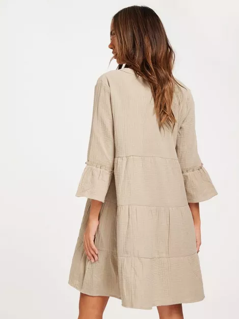 Buy Only ONLTHYRA PEPLON DRESS NOOS WVN - Oxford Tan | Sommerkleider