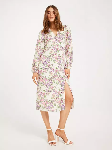 Buy Moda VMHOLLO L/S V-NECK SLIT DRESS EXP - Snow White Purple/Pink Flower |