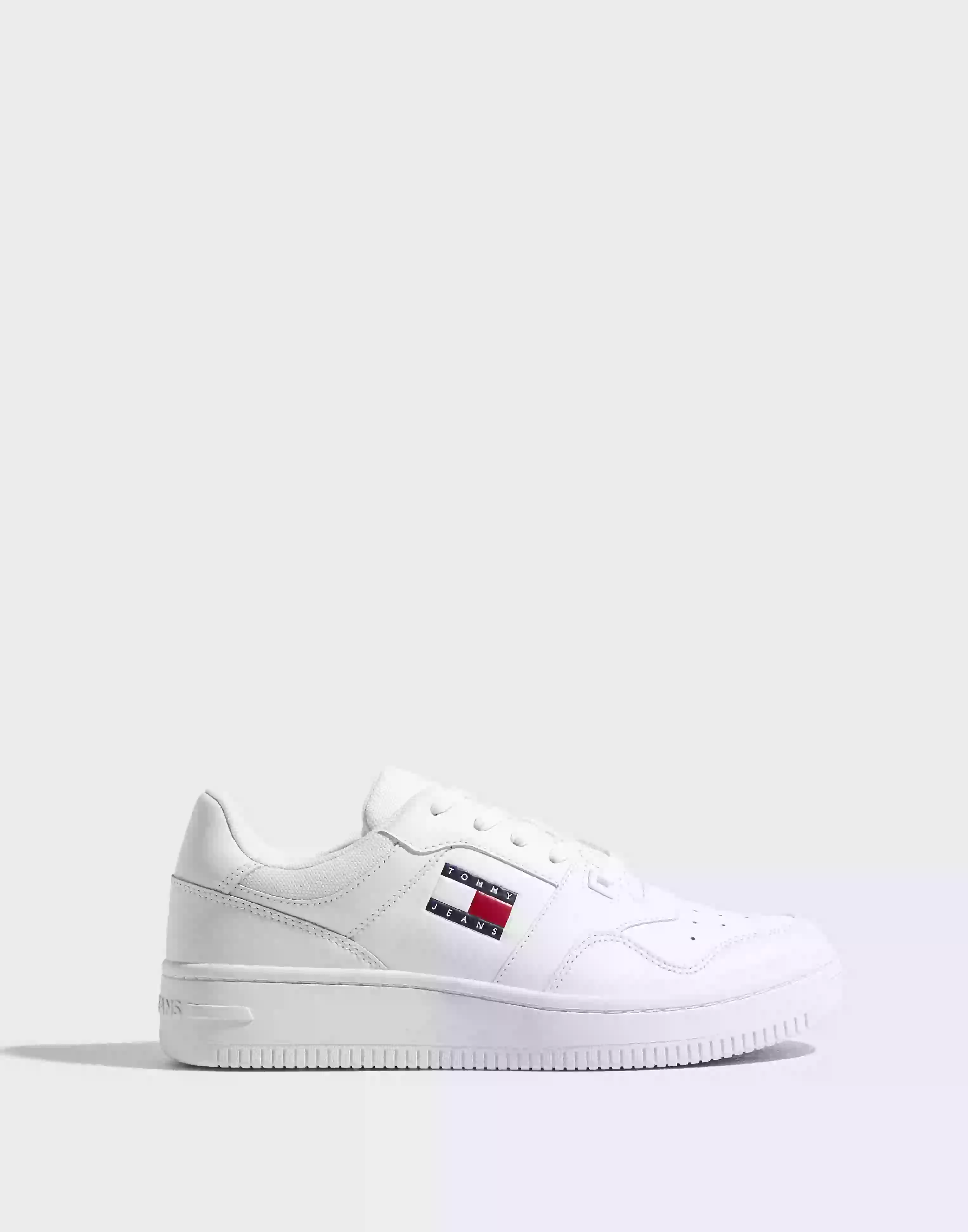 Tommy Jeans Tjm Retro Basket Ess Lave sneakers White product