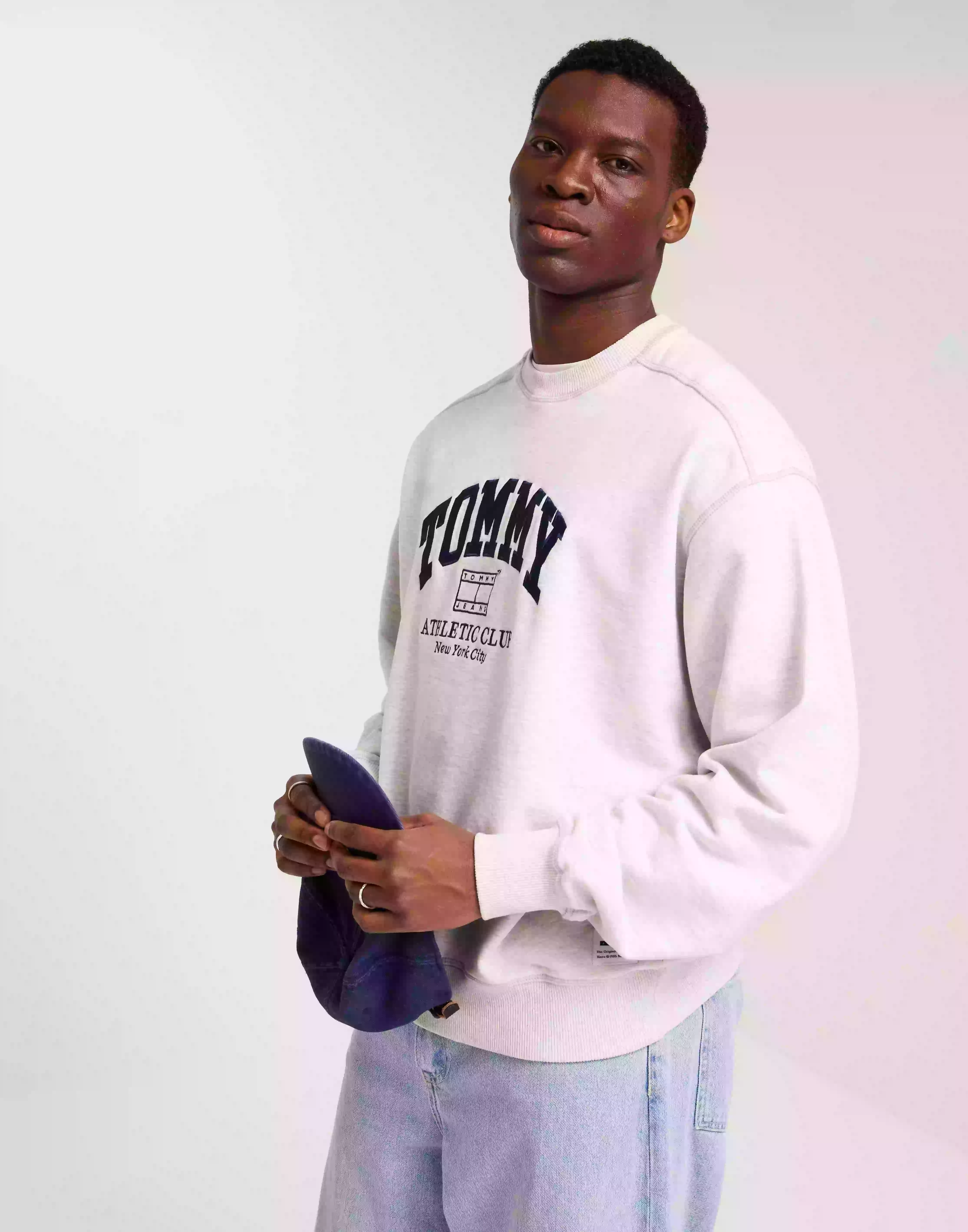 Tommy Jeans Tjm Boxy Gmd Crew Collegepaidat Silver Grey