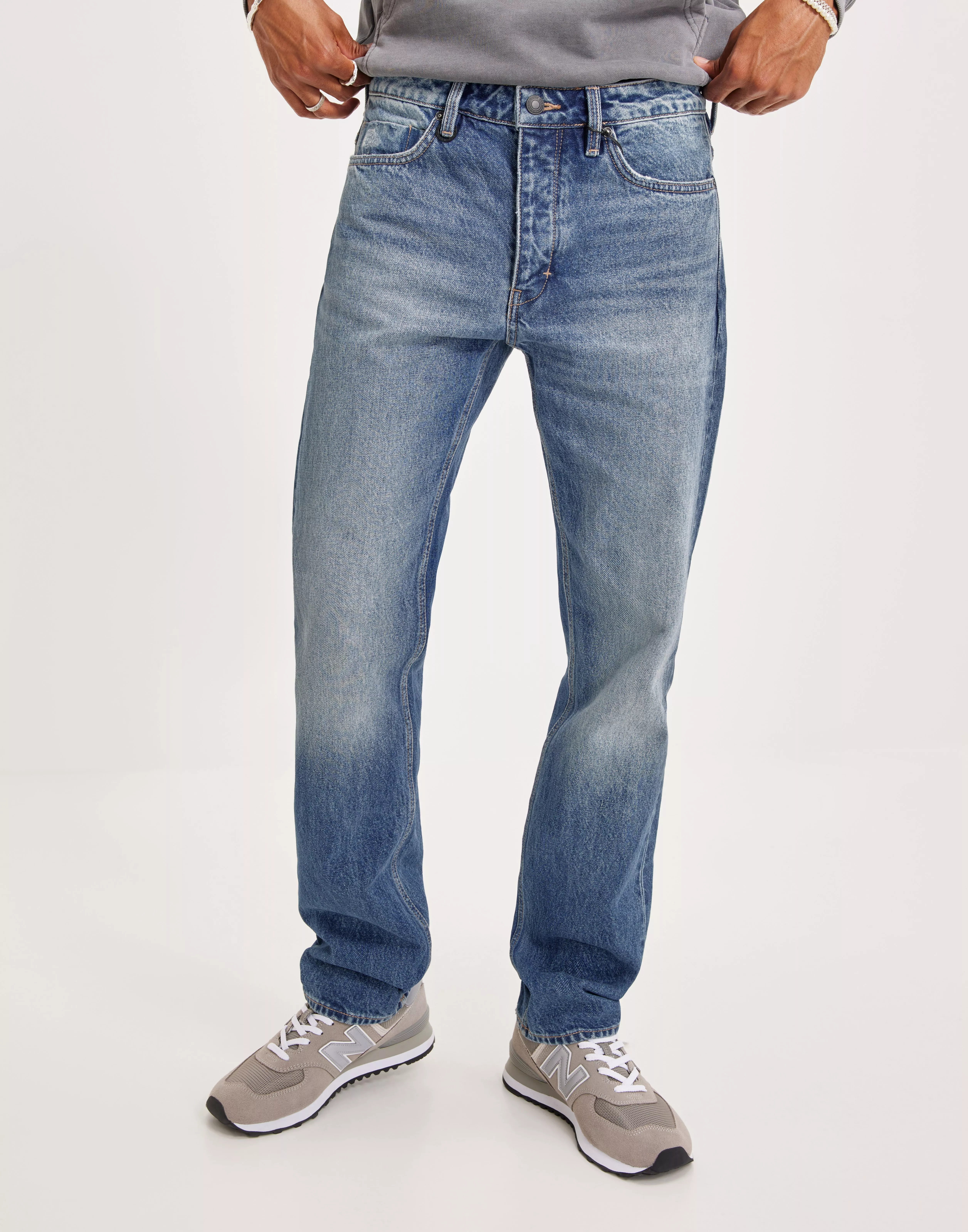 Neuw Studio Relaxed Straight jeans Disruption product