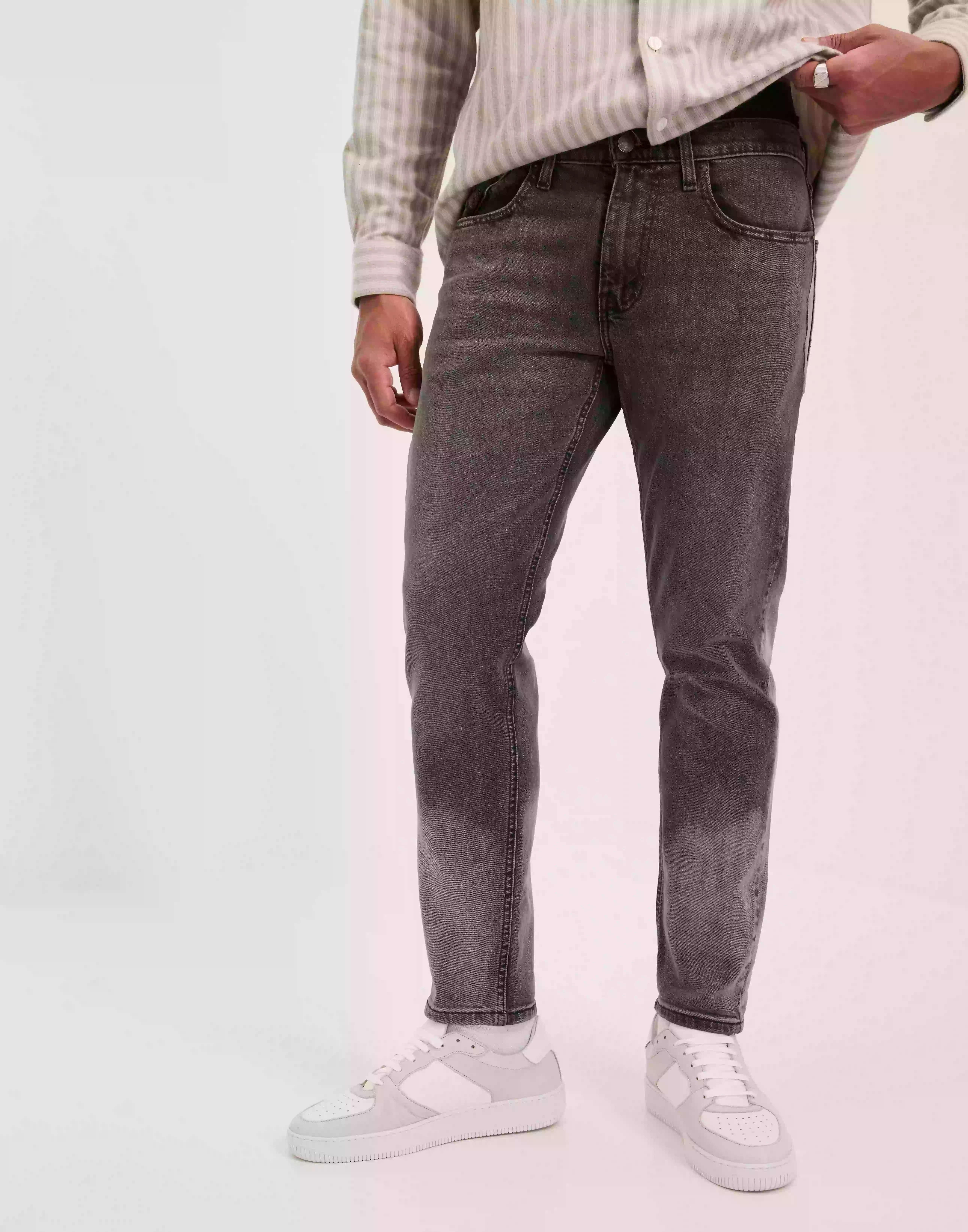Levi's 502 Taper Hiball Z7050 Dark Bl Slim fit jeans Black