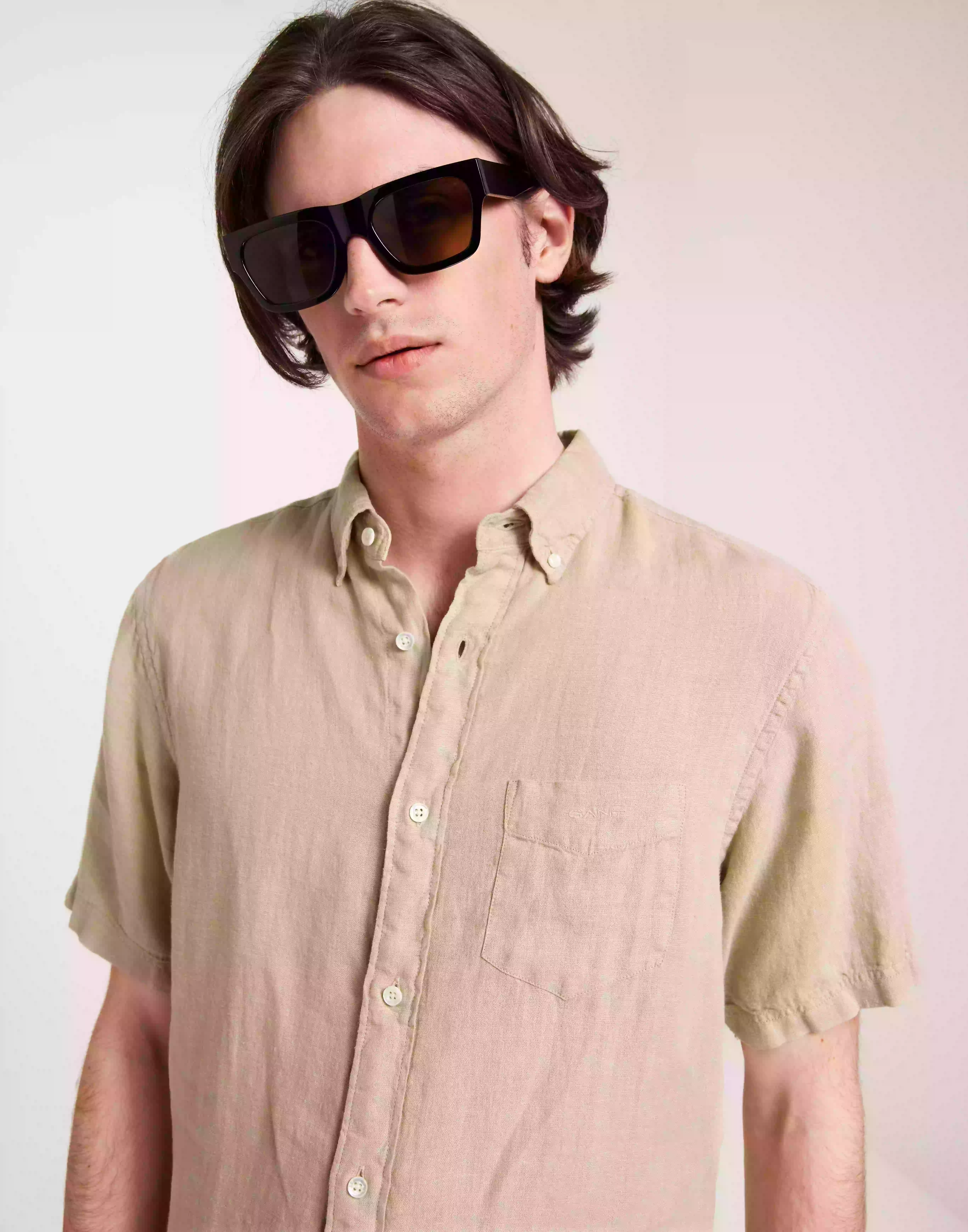 Gant Reg Ut Gmnt Dyed Linen Ss Shirt Linneskjortor Concrete Beige