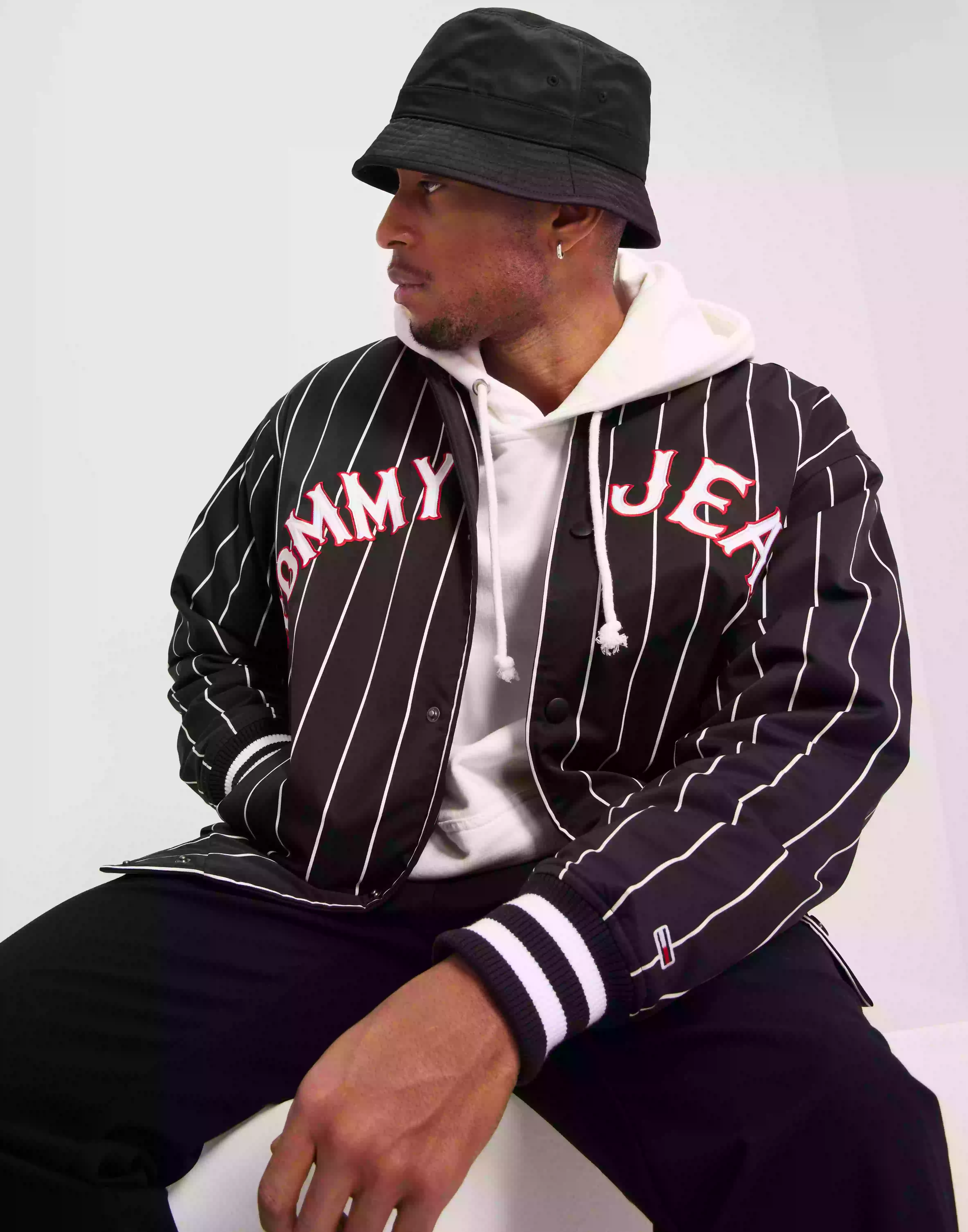 Tommy Jeans Tjm Rlx Pinstripe Bomber Bomberjackor Black