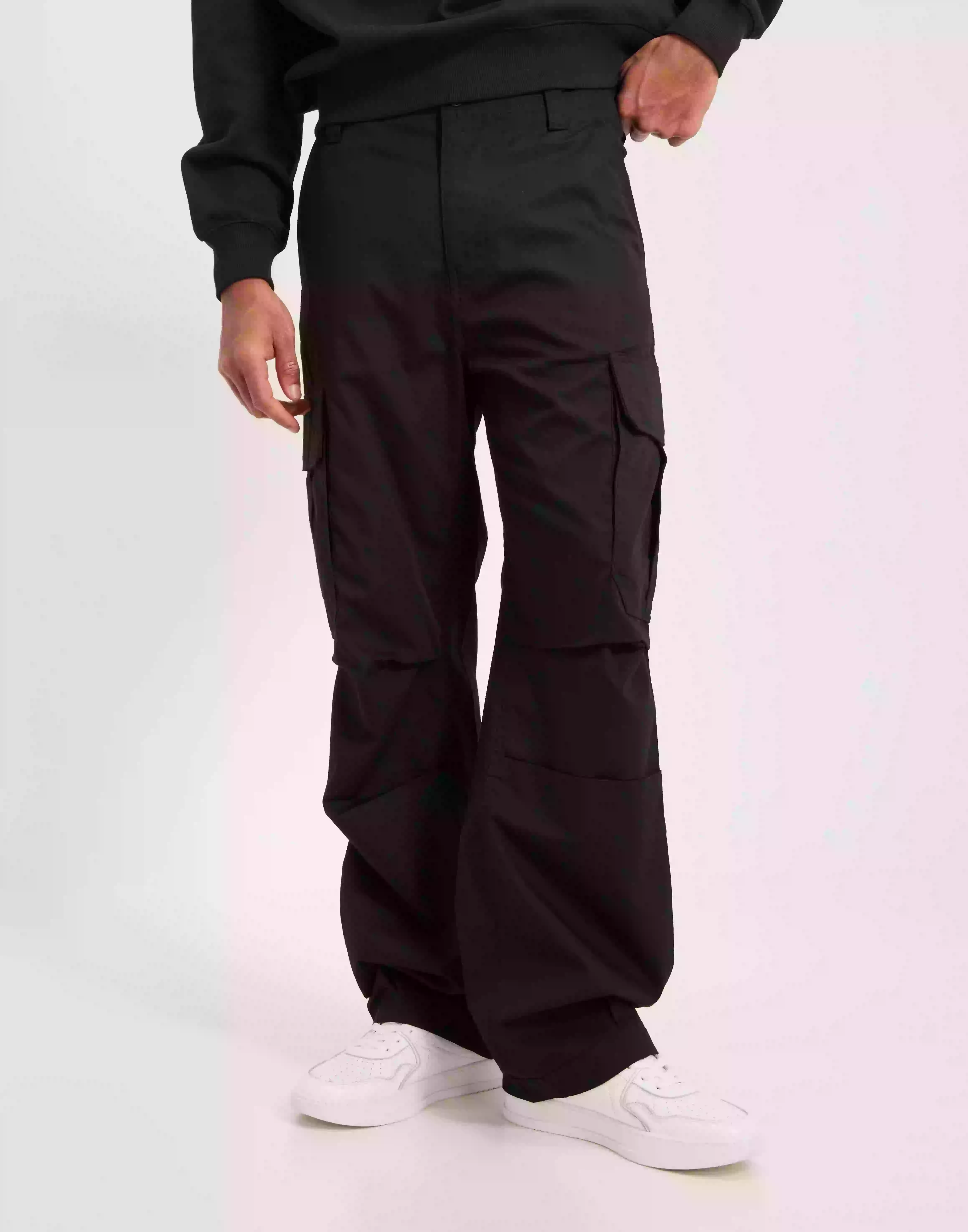Tommy Jeans Tjm Aiden Baggy Cargo Pant Cargobyxor Black