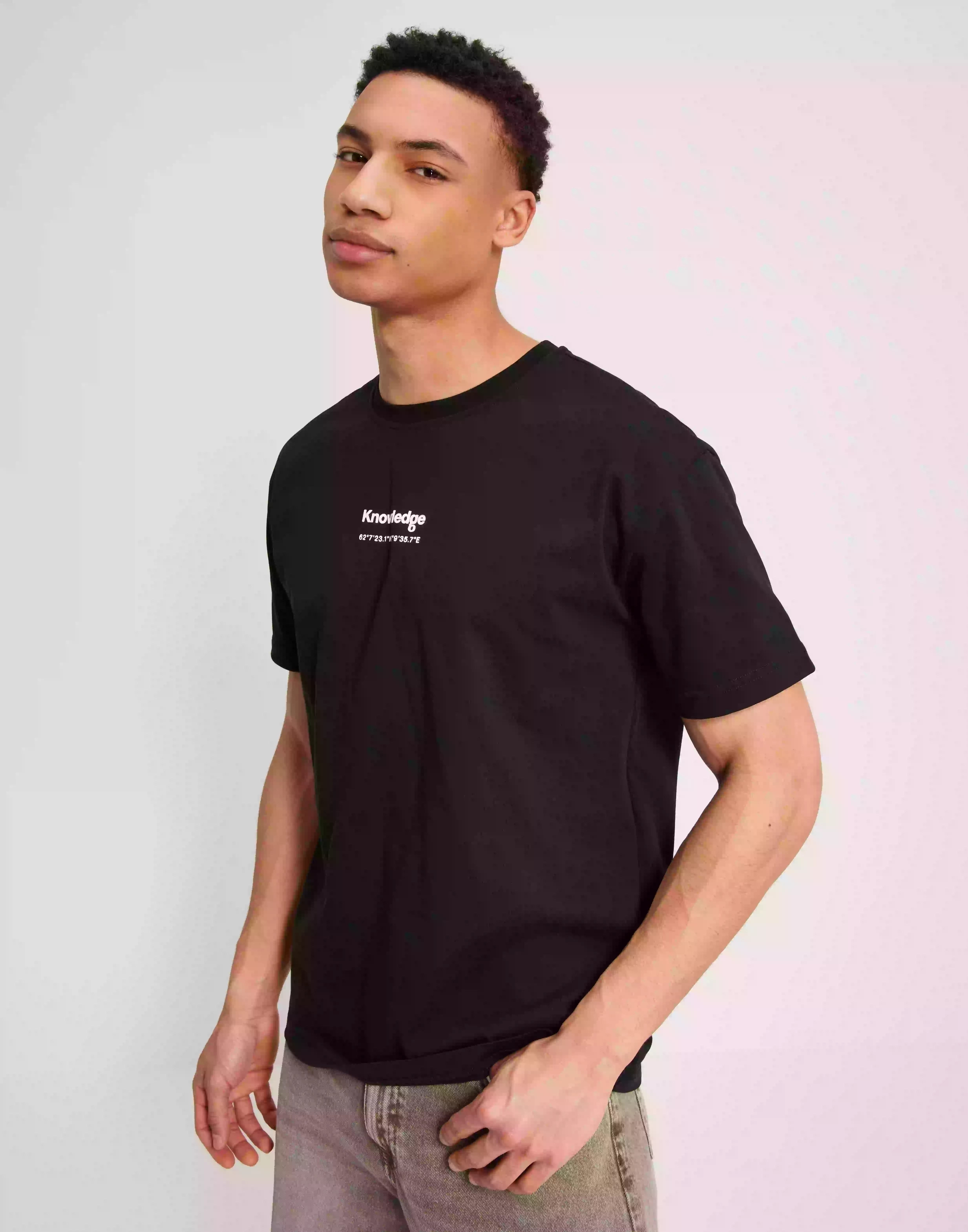 KnowledgeCotton Apparel Loose t-shirt Creating Memories chest and back print - GOTS/Vegan T-shirts med tryck Black