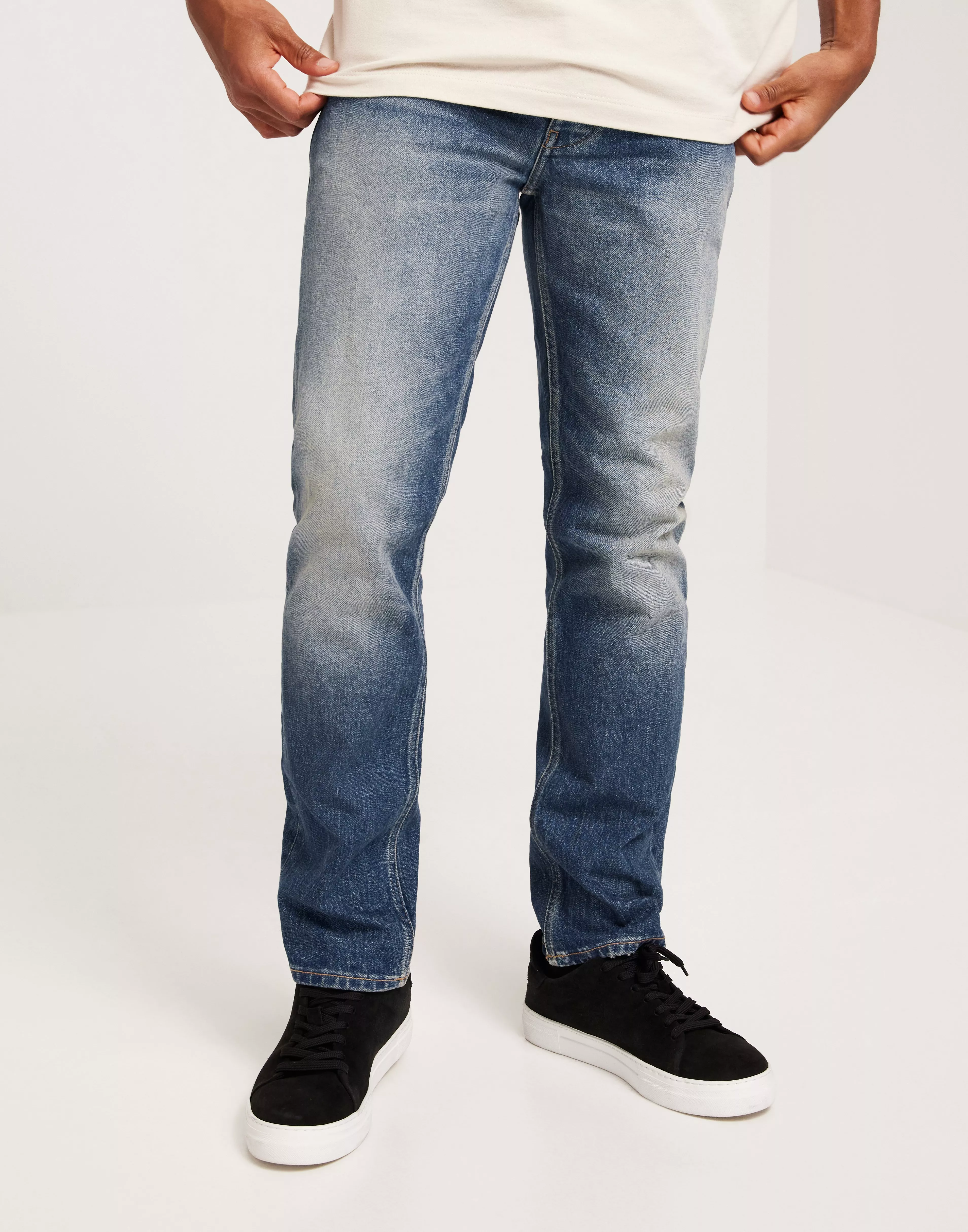 Neuw Ray Straight Montage Straight jeans Blue product