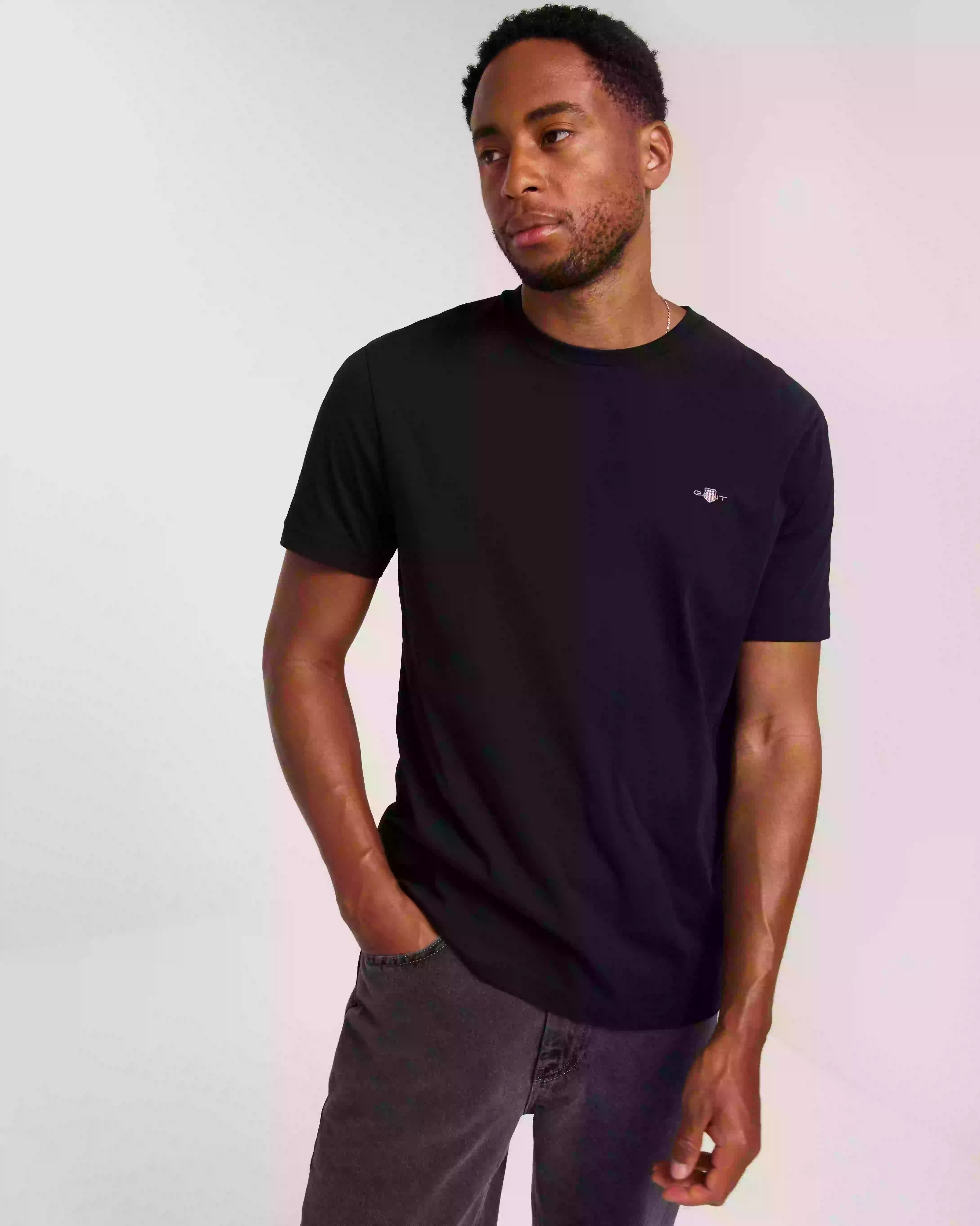 Gant Reg Shield Ss T-Shirt T-Shirts & Linnen Black