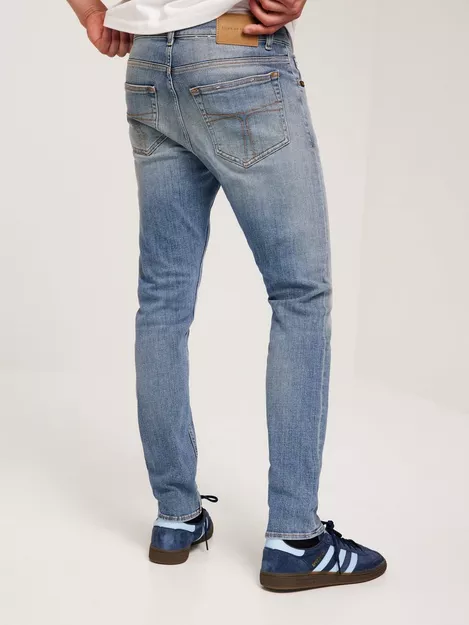 Pier One Slim fit jeans - light blue 
