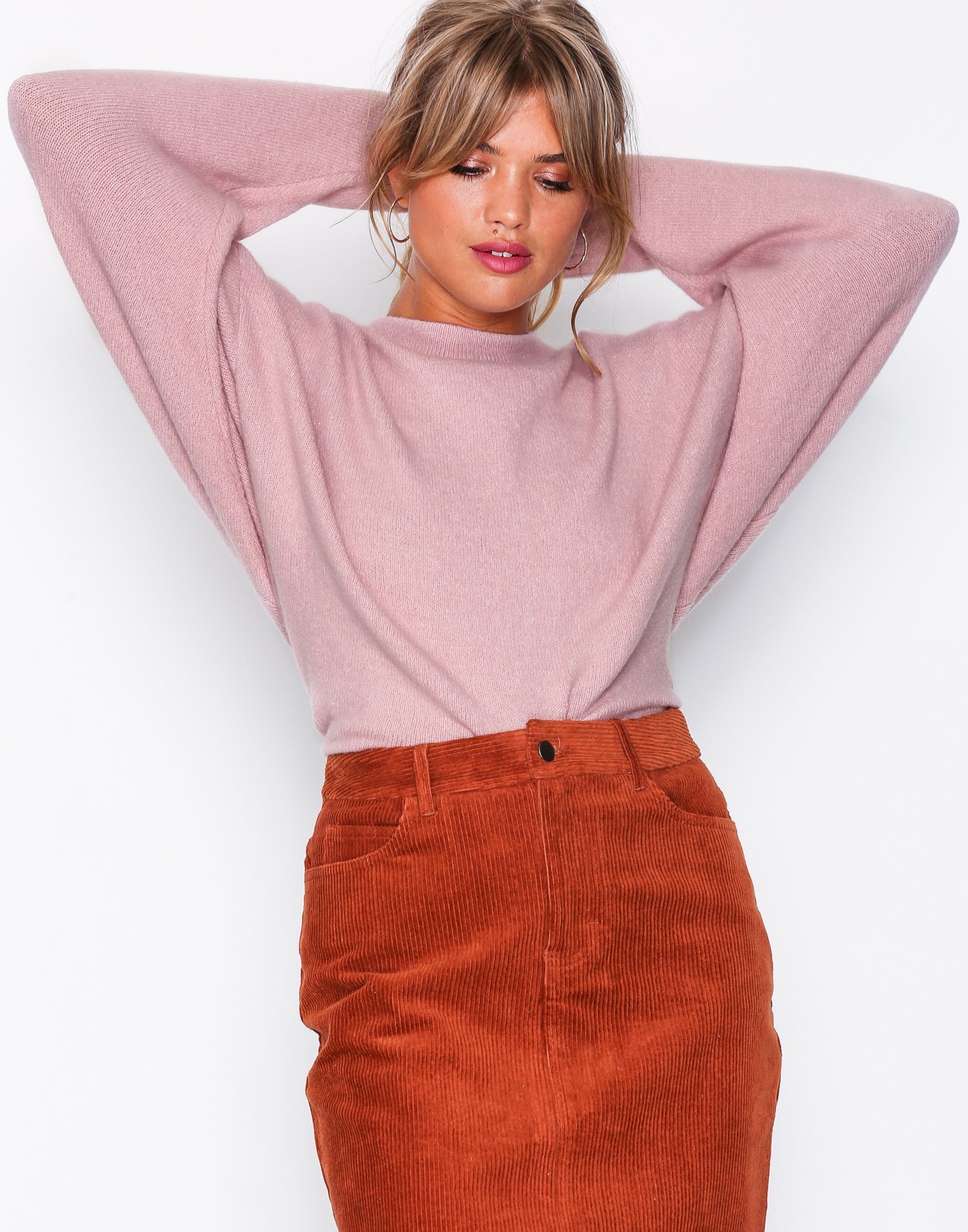 Sleeve Focus Knit
