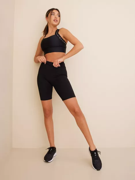 Röhnisch Nora Lasting Bike Tights - Shorts Women's, Buy online