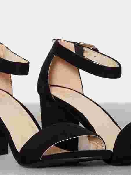 Block Mid Heel Sandal - Nly Shoes - Svart - Heels - Sko - Kvinne - Nelly.com