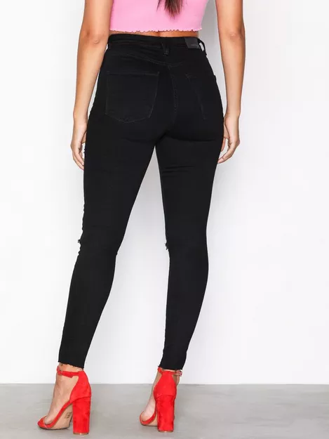 Gina curve jeans - Black - Women - Gina Tricot