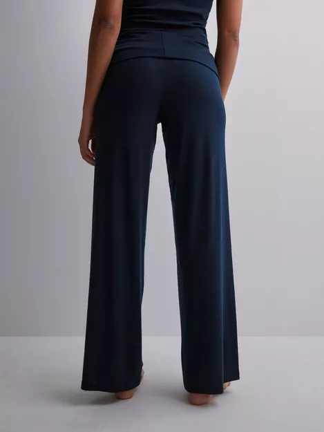 Buy Gina Tricot Folded yoga trousers - Navy