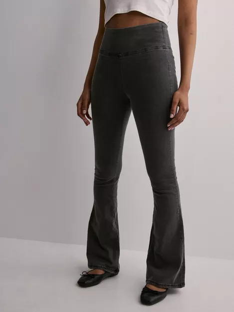 Soft touch folded flare trousers - Grey - Women - Gina Tricot
