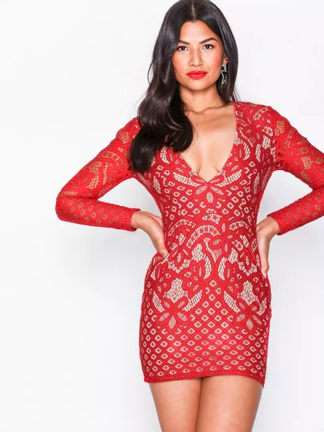 Brand New!! Womens Missguided Red Crochet Plunge Lace Mini Dress