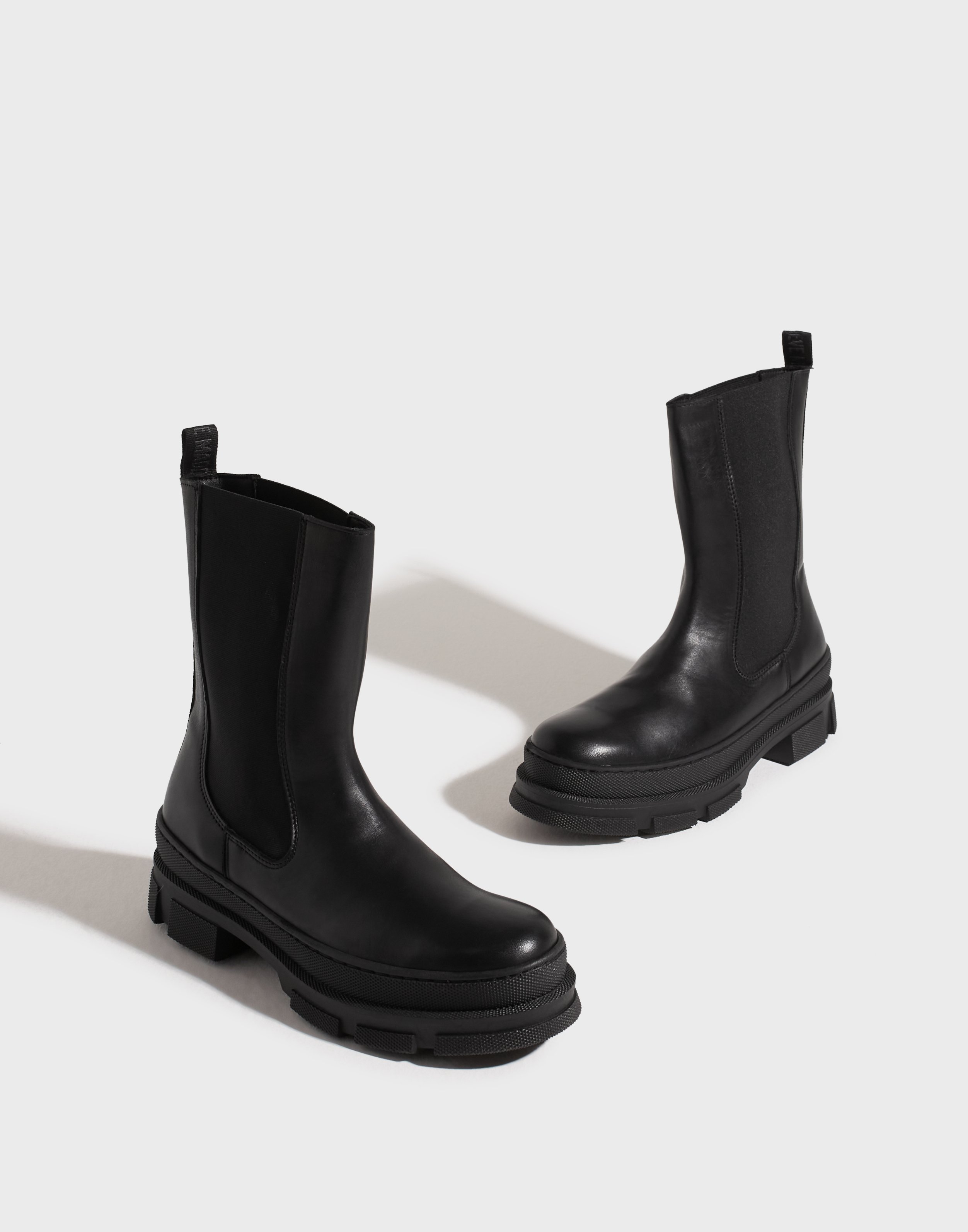 steve madden high chelsea boot filina