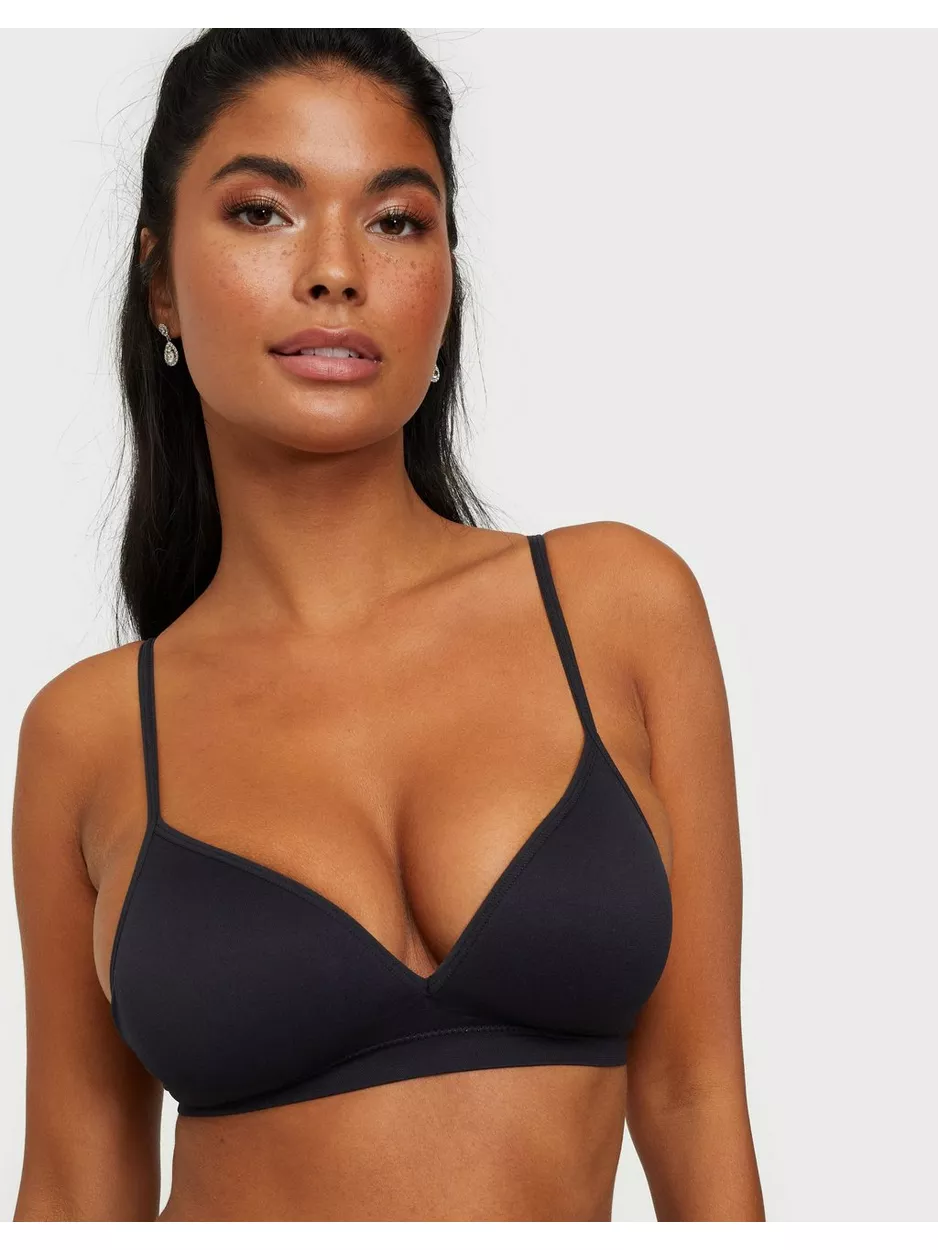 Lindex Petite Soft Seamless Bra Mjuk BH utan bygel Svart